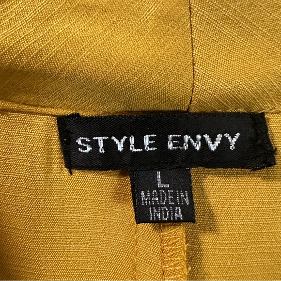 Style Envy tie front blouse mustard- yellow -gold color size L - Picture 3 of 8